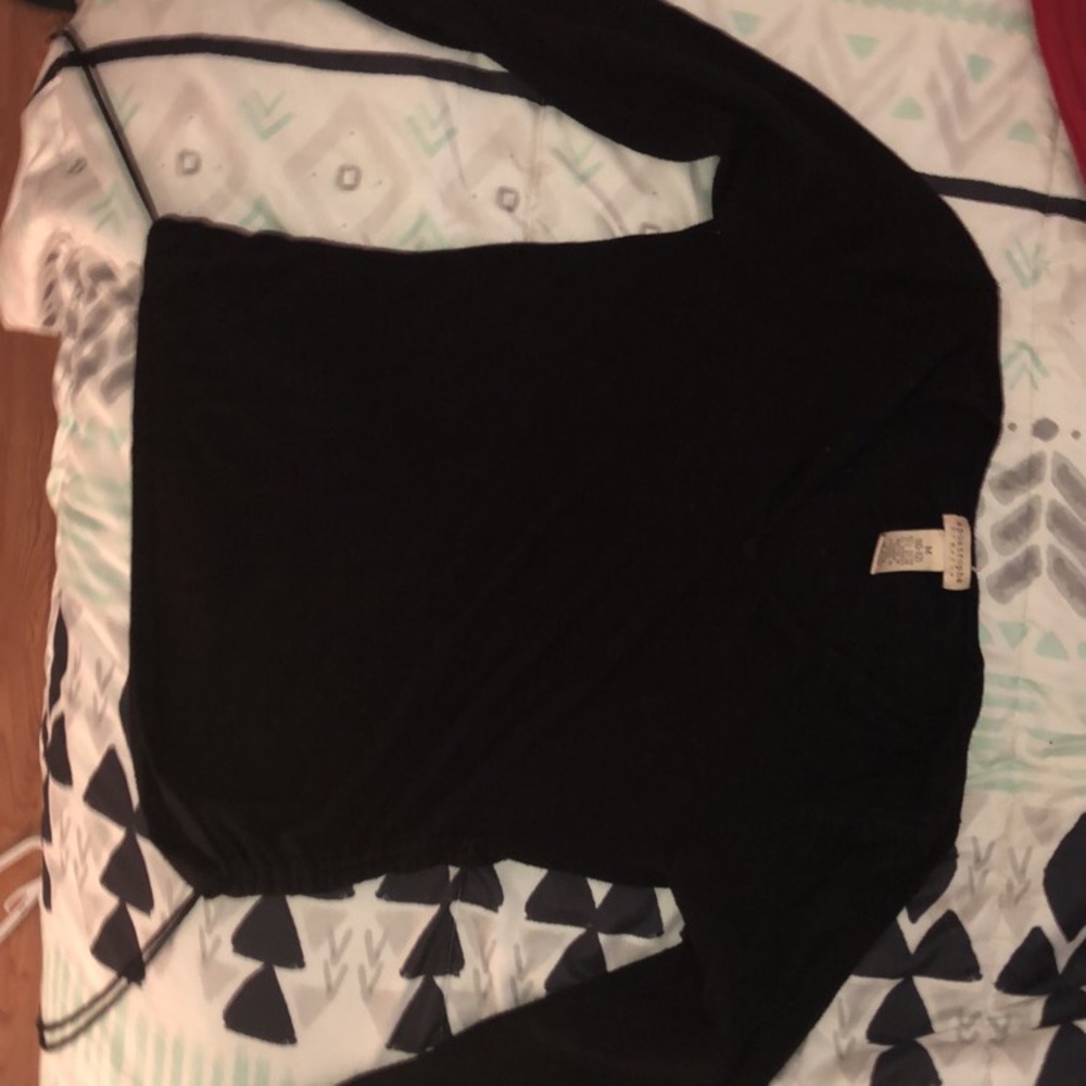 Black shirt